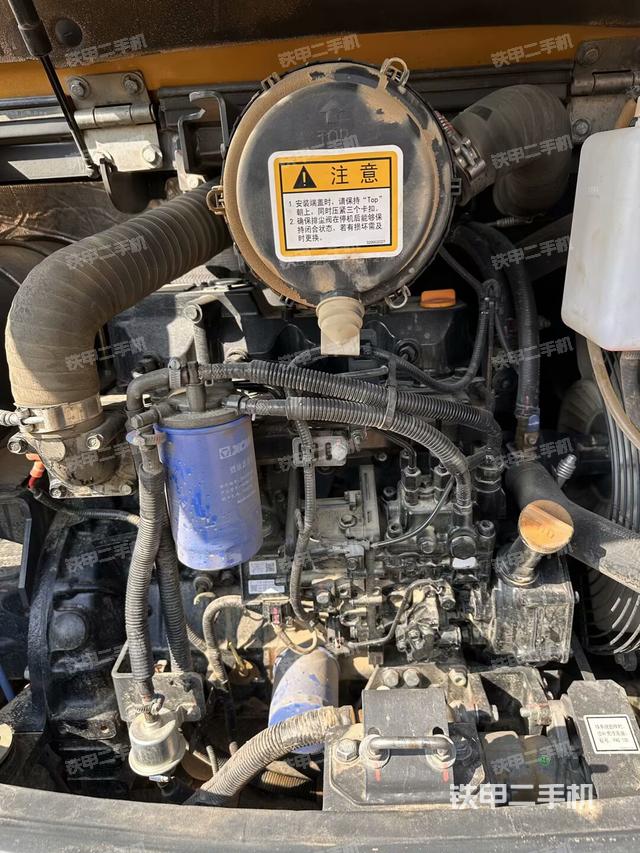 发动机整体俯视（整机外观）