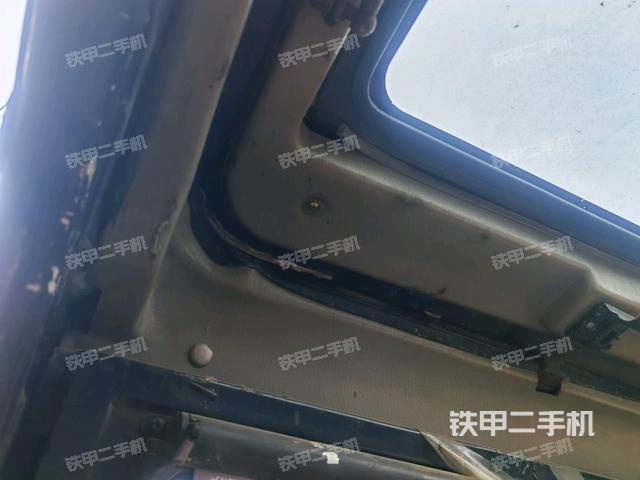 駕駛室正側(駕駛室部分) 駕駛室正側(駕駛室部分)
