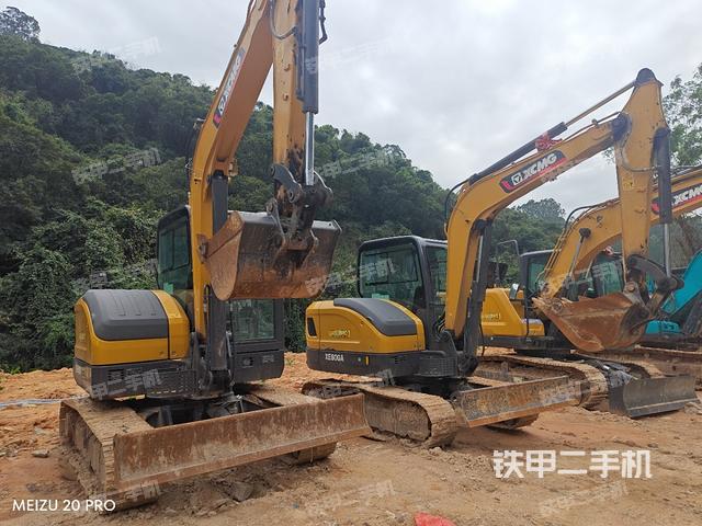 單側履帶整體（整機外觀）