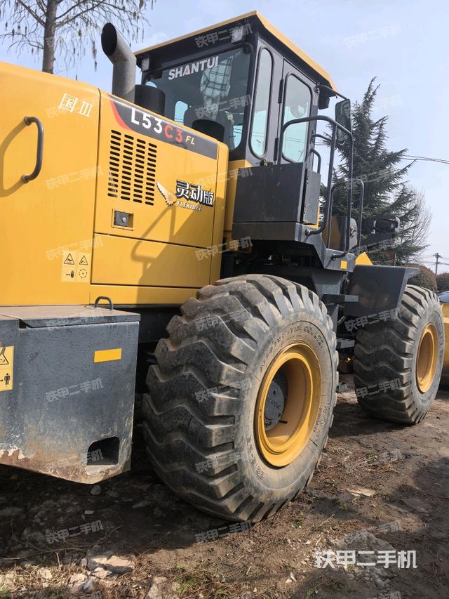 右后45°(整機外觀) 右后45°(整機外觀)