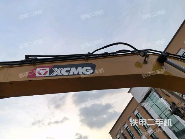 大臂油缸整體?豎拍(工作和回轉(zhuǎn)裝置) 大臂油缸整體?豎拍(工作和回轉(zhuǎn)裝置)