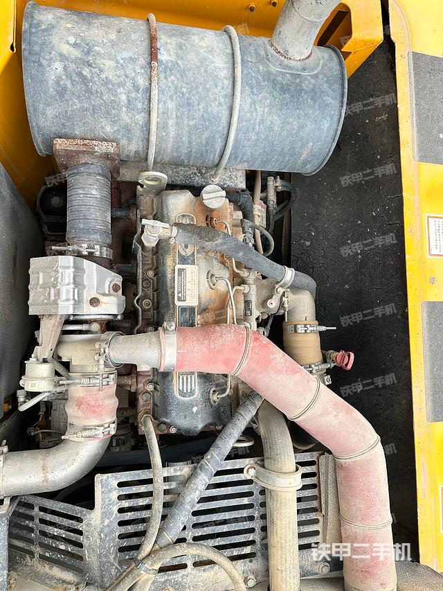 发动机整体俯视（整机外观）