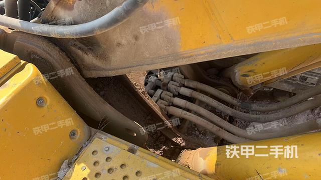 大臂根部?斜視（工作和回轉(zhuǎn)裝置）