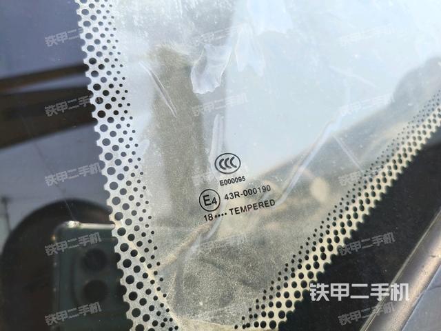 后窗玻璃角標(biāo)（駕駛室部分）