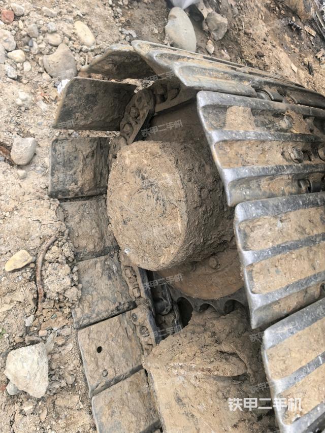 右導(dǎo)向輪（行走機(jī)構(gòu)）