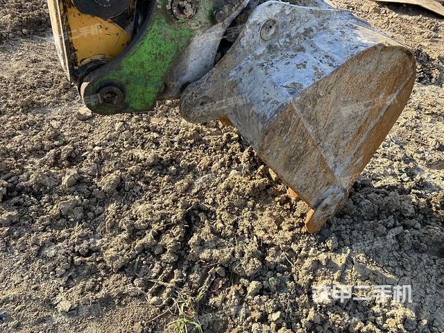 鏟斗右后整體（工作和回轉(zhuǎn)裝置）