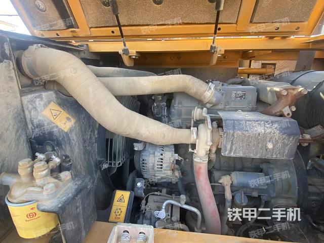 發(fā)動(dòng)機(jī)整體俯視(整機(jī)外觀) 發(fā)動(dòng)機(jī)整體俯視(整機(jī)外觀)