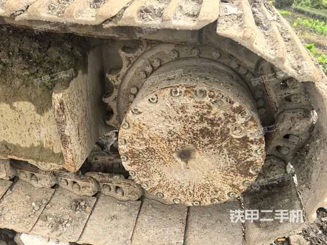 左驅(qū)動輪（行走機構）