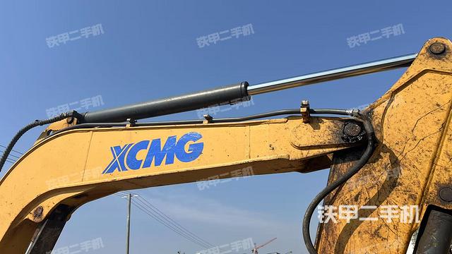 大臂整體?右側(cè)(工作和回轉(zhuǎn)裝置) 大臂整體?右側(cè)(工作和回轉(zhuǎn)裝置)