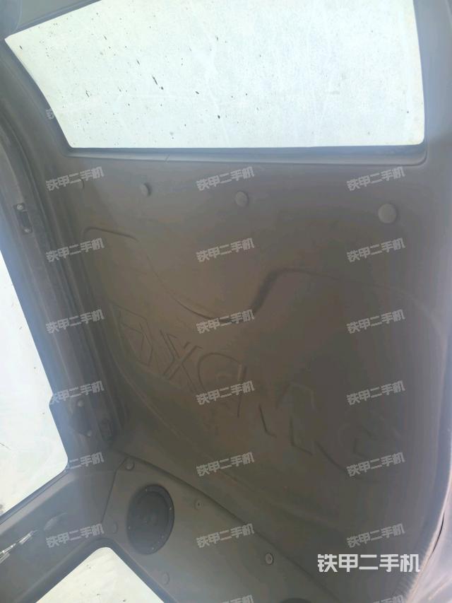 駕駛室頂部（整機(jī)外觀）