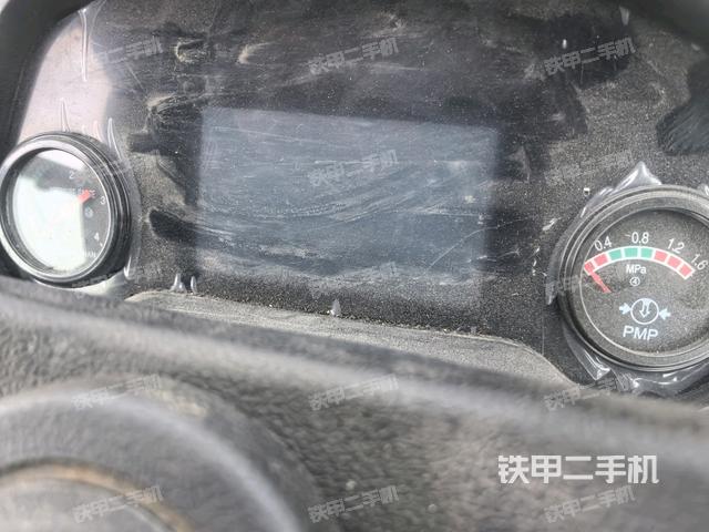 儀表盤（駕駛室部分）