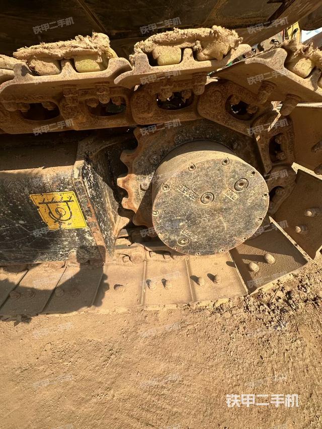 单侧履带整体（整机外观）