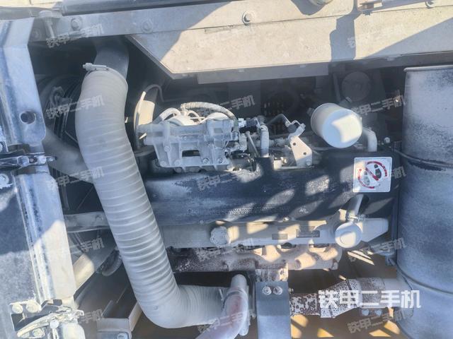 氣門室蓋螺絲特寫(上車部件) 氣門室蓋螺絲特寫(上車部件)