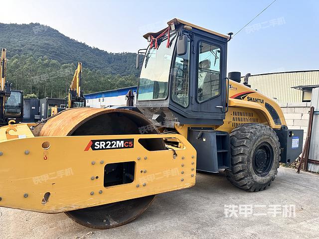 整机左侧（设备外观及核心部件）