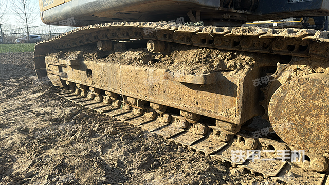 單側(cè)履帶整體（整機外觀）