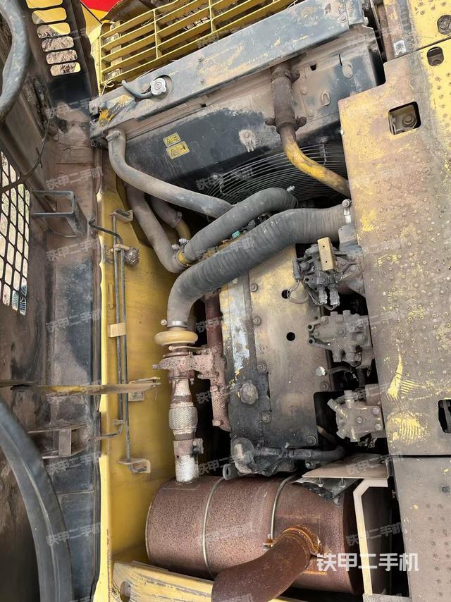 发动机整体俯视（整机外观）