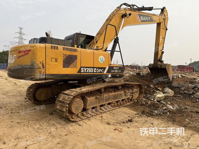 整機(jī)右后45°(整機(jī)外觀) 整機(jī)右后45°(整機(jī)外觀)
