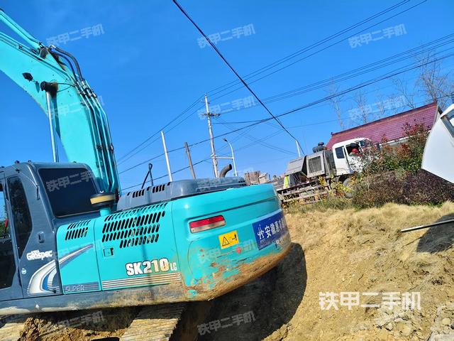 整機(jī)右后45°(整機(jī)外觀) 整機(jī)右后45°(整機(jī)外觀)