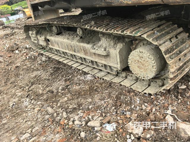 左導(dǎo)向輪（行走機(jī)構(gòu)）