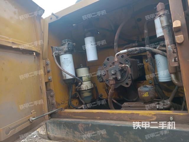 液壓泵室(大件艙室) 液壓泵室(大件艙室)