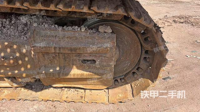 左導(dǎo)向輪（行走機(jī)構(gòu)）