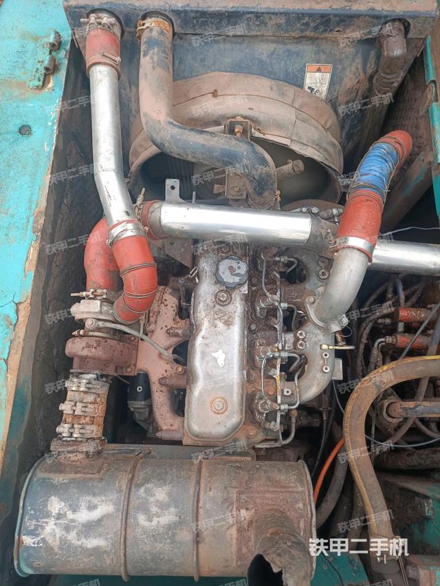 發(fā)動機室(上車部件) 發(fā)動機室(上車部件)