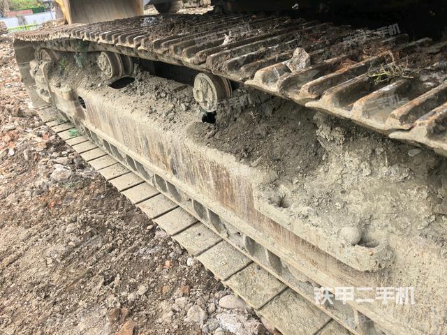 左側(cè)行走馬達(dá)蓋板（行走機(jī)構(gòu)）