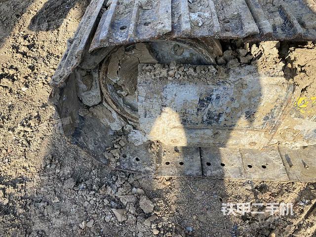 左導(dǎo)向輪（行走機構(gòu)）