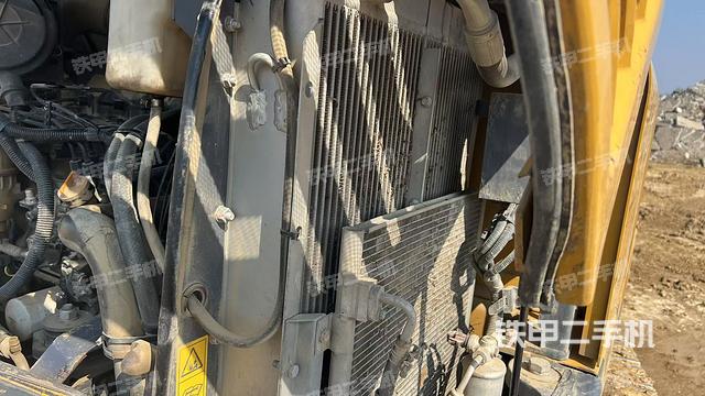 散熱器室(大件艙室) 散熱器室(大件艙室)