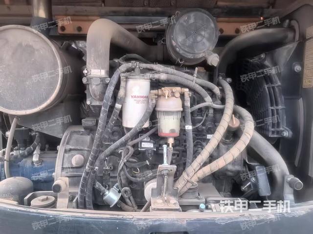 發(fā)動機整體俯視(整機外觀) 發(fā)動機整體俯視(整機外觀)