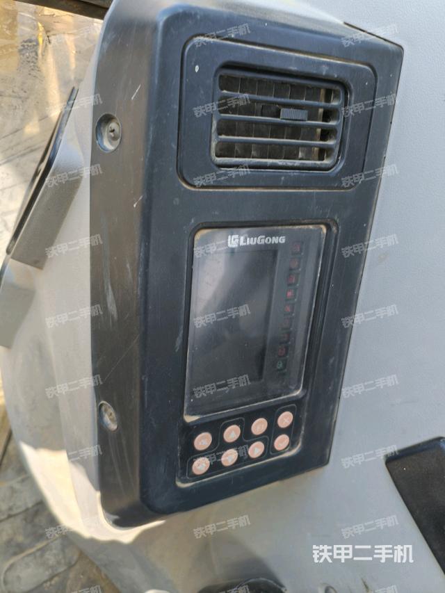 顯示屏?（駕駛室部分）