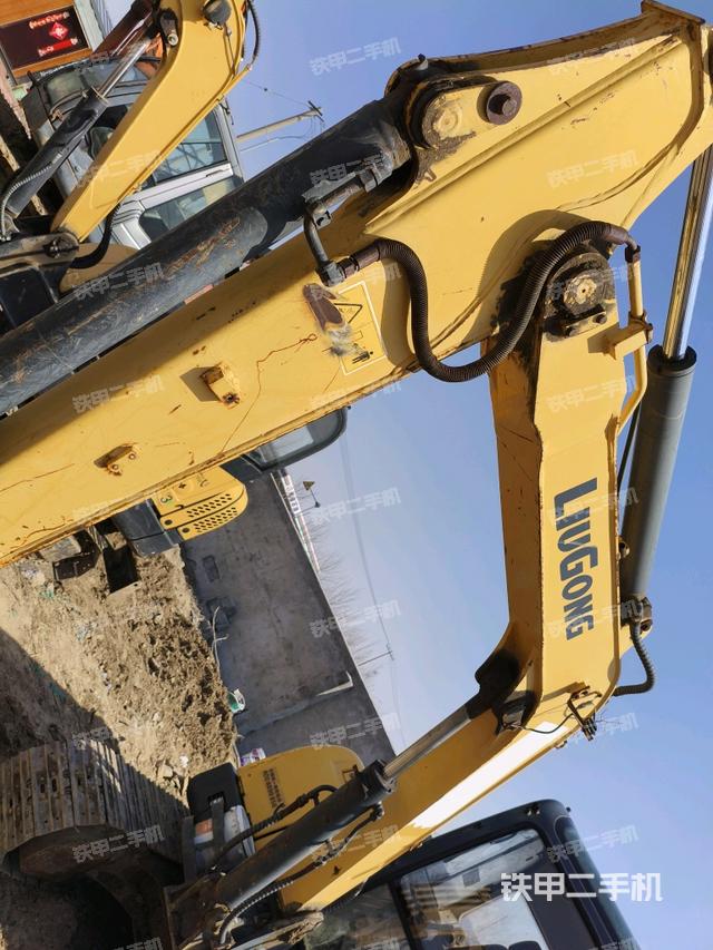 小臂整體右前（工作和回轉(zhuǎn)裝置）