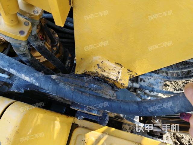 大臂根部?斜視(工作和回轉裝置) 大臂根部?斜視(工作和回轉裝置)