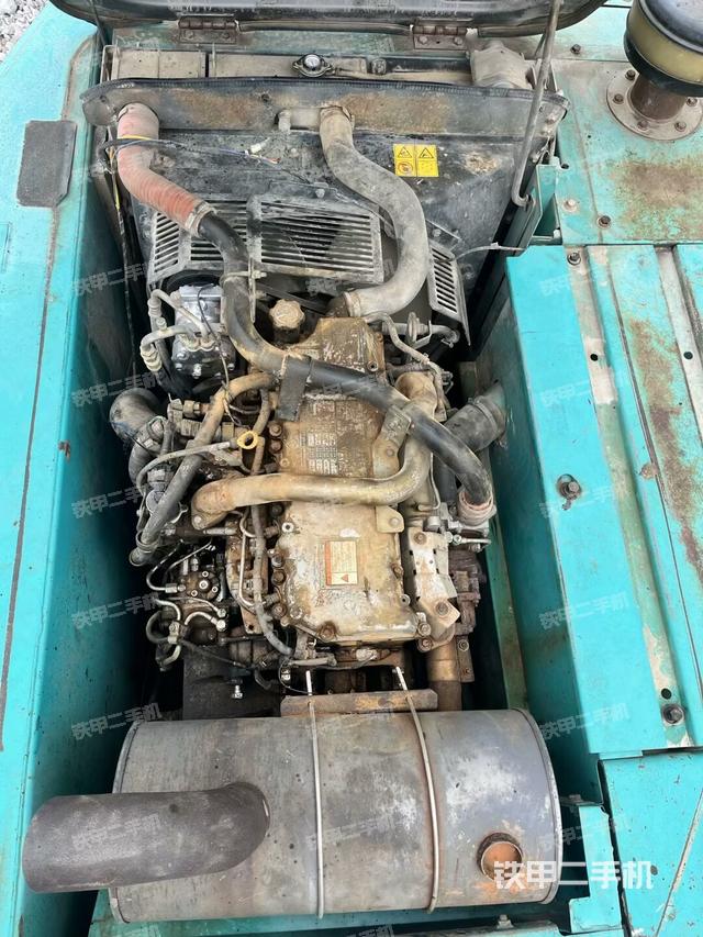 發(fā)動機整體俯視（整機外觀）