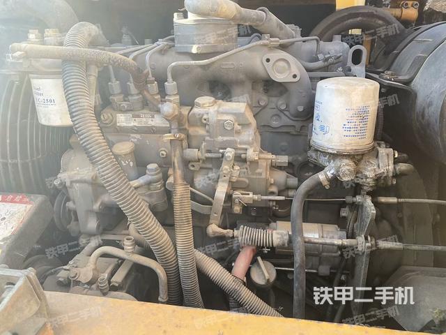 發(fā)動(dòng)機(jī)整體俯視(整機(jī)外觀) 發(fā)動(dòng)機(jī)整體俯視(整機(jī)外觀)