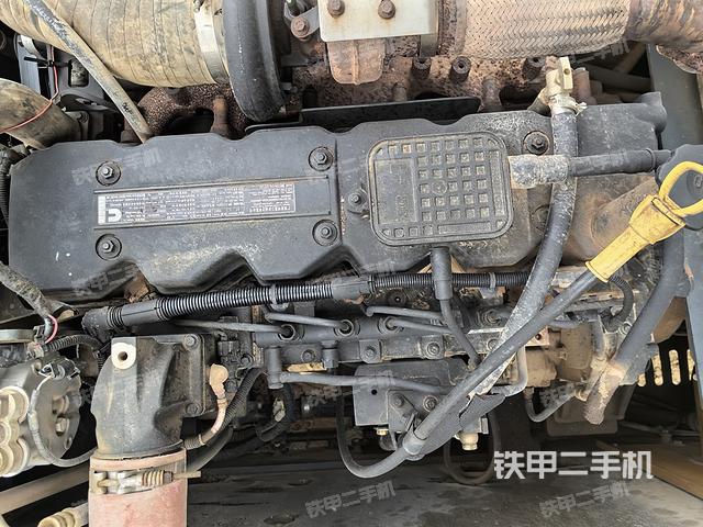 發(fā)動(dòng)機(jī)整體俯視(整機(jī)外觀) 發(fā)動(dòng)機(jī)整體俯視(整機(jī)外觀)