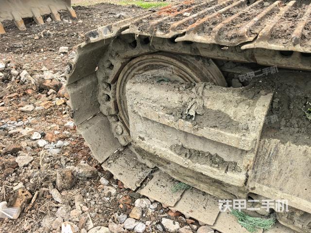 右導(dǎo)向輪（行走機(jī)構(gòu)）