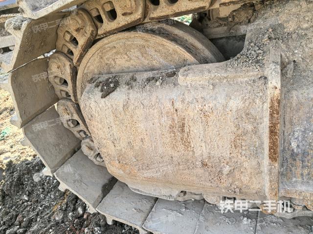 左導(dǎo)向輪（行走機(jī)構(gòu)）