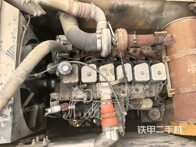 现代R225LC-7挖掘机的设备实拍-第45张实拍照片