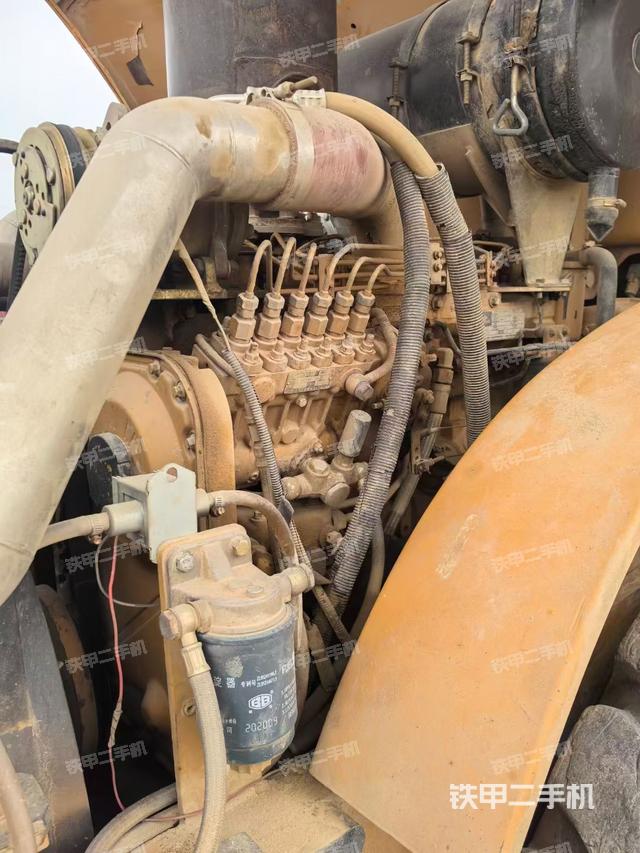 發(fā)動(dòng)機(jī)(設(shè)備外觀及核心部件) 發(fā)動(dòng)機(jī)(設(shè)備外觀及核心部件)