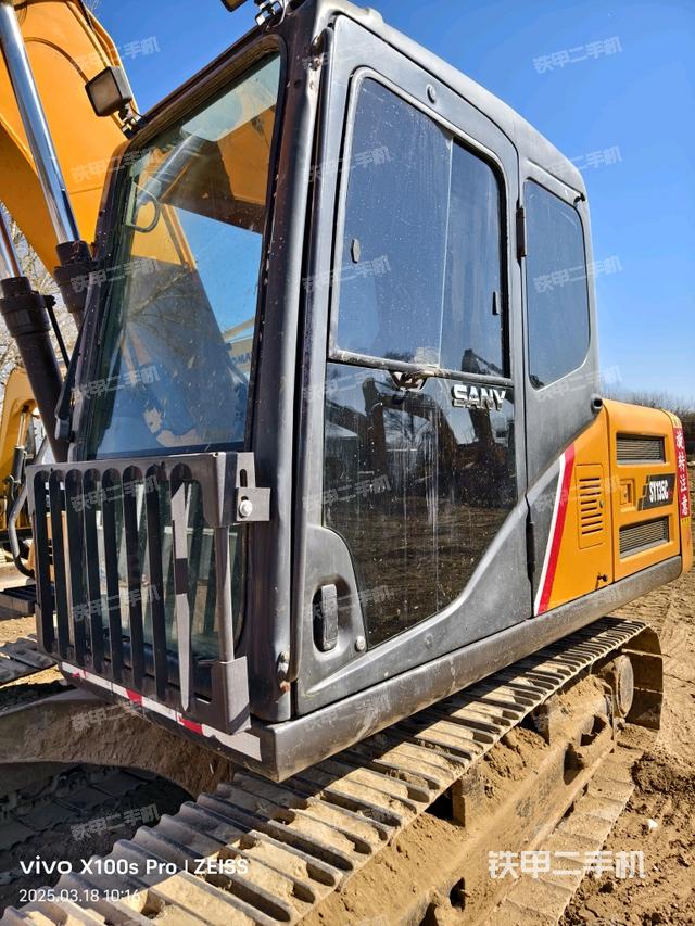 駕駛室整體（整機(jī)外觀）