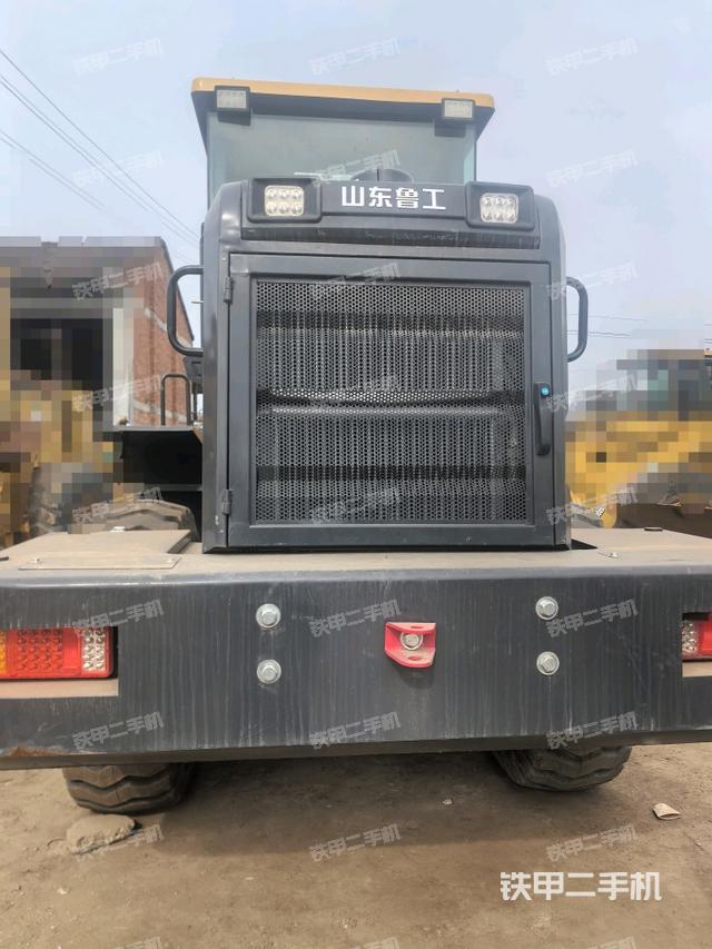 正后方（整機(jī)外觀）