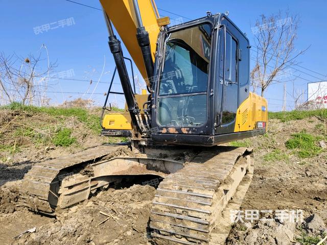 大臂油缸整體?豎拍(工作和回轉裝置) 大臂油缸整體?豎拍(工作和回轉裝置)