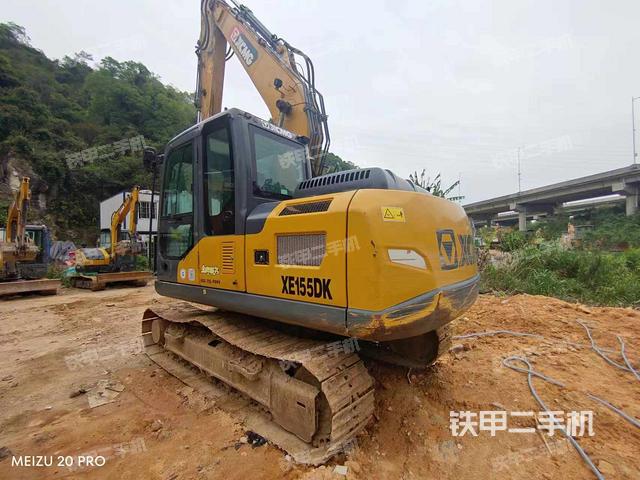 整機(jī)右后45°(整機(jī)外觀) 整機(jī)右后45°(整機(jī)外觀)