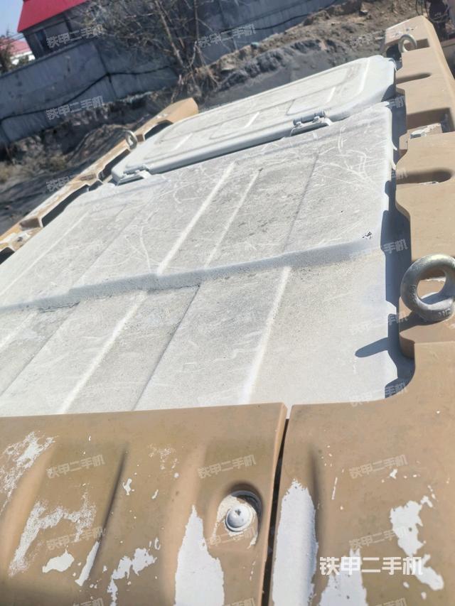 駕駛室頂部俯視(上車部件) 駕駛室頂部俯視(上車部件)