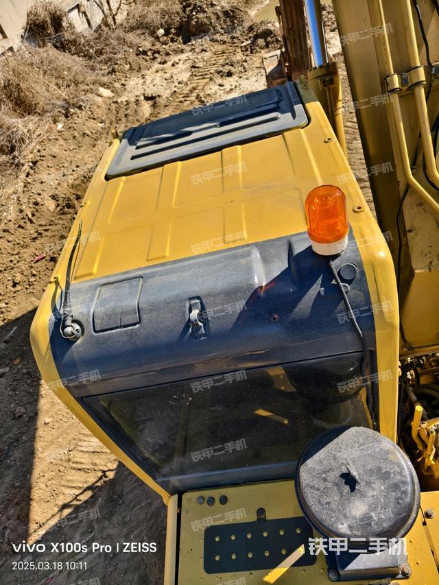 駕駛室頂部（整機(jī)外觀）