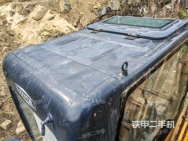 駕駛室頂部俯視(上車部件) 駕駛室頂部俯視(上車部件)