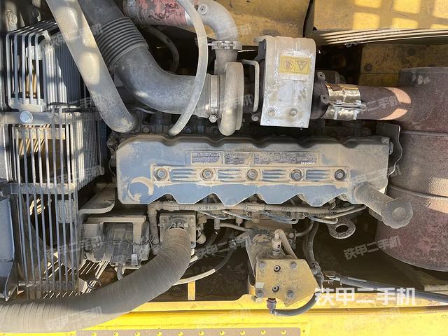 發(fā)動(dòng)機(jī)整體俯視（整機(jī)外觀）