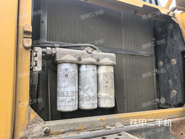 散熱器正面（大件艙室）