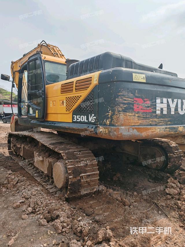 整機右后45°（整機外觀）